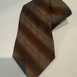 J.L . Leopard Patterned Tie